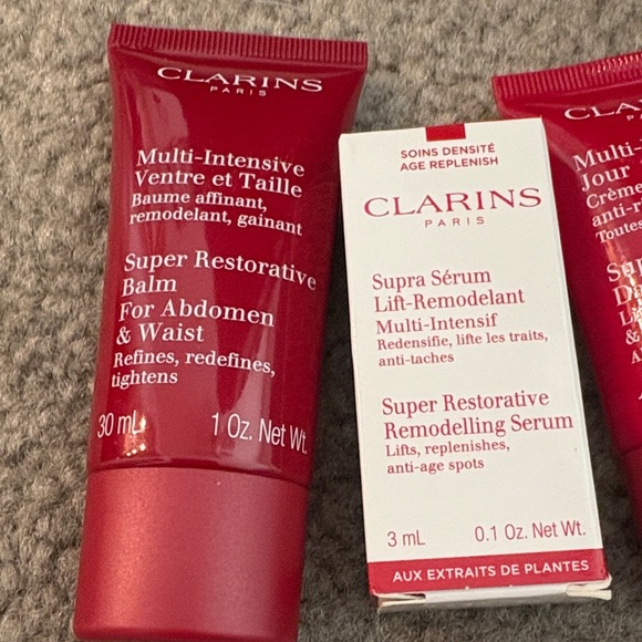 Strong Woman Beauty Bundle NARS, Clarins, Buxom, and more. - Picture 9 of 14